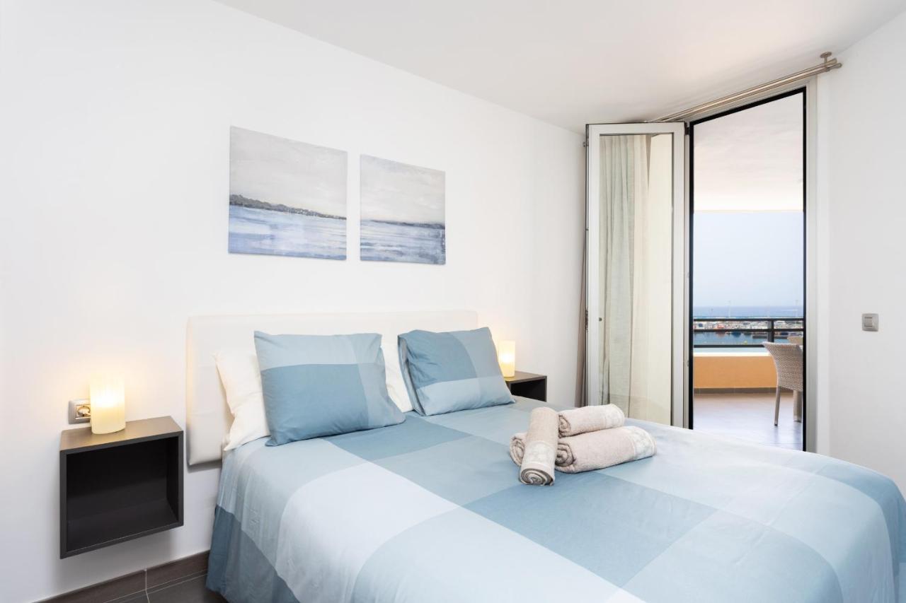Apartament Frontline Penthouse With Heated Pool And Parking Los Cristianos  Zewnętrze zdjęcie